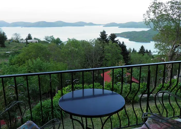 Πανσιόν Mitsiopoulou Νεοχώρι