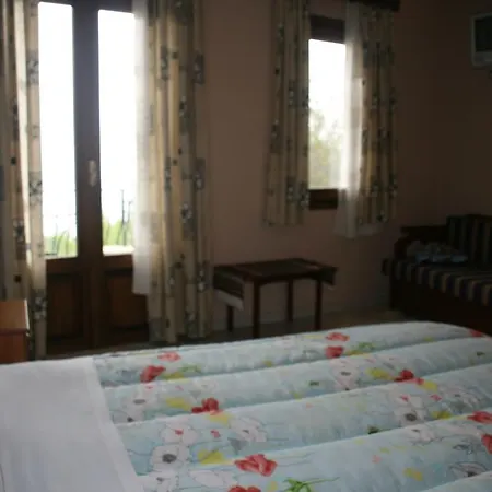 Mitsiopoulou Pensiune 3*